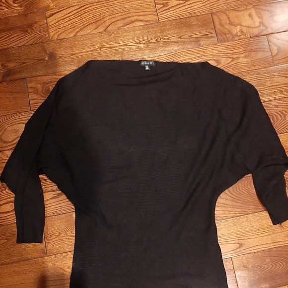 Dynamite off shoulder sweater - Picture 2 of 3